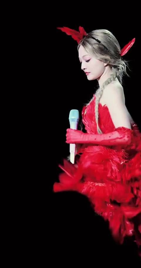 张韶涵 x 西宁站·火辣造型