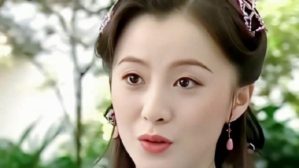 徐璐演技突破获赞，角色反差显实力