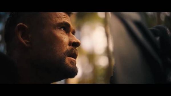 《复仇者联盟5》先导预告发布,雷神索尔2026年回归