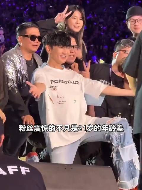 林俊杰的女友七七不简单啊，不管怎么说，祝福两位