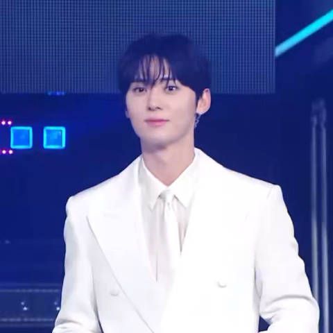 黄旼炫MBC歌谣大祭典表演cut释出