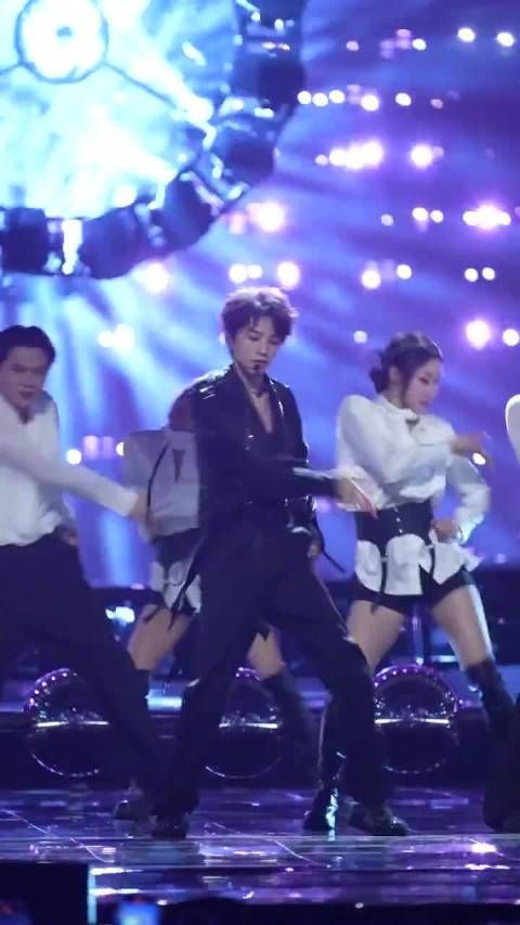 王俊凯舞曲Beautiful直拍