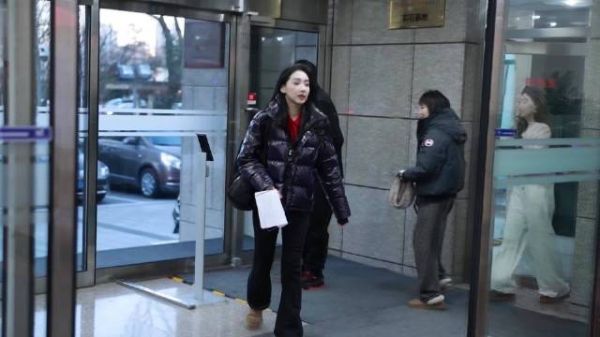 国民闺女孙楚泊用笛声辞旧岁