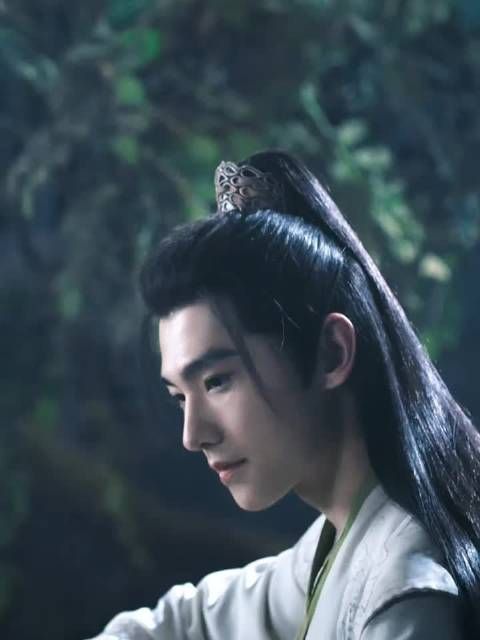 杨洋跨年未现身晚会,晒钓鱼动态显佛系