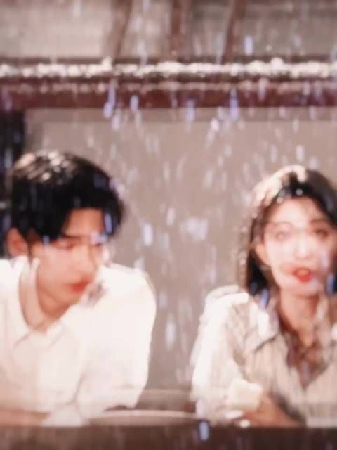 张凌赫王楚然雪景元旦物料零点首发