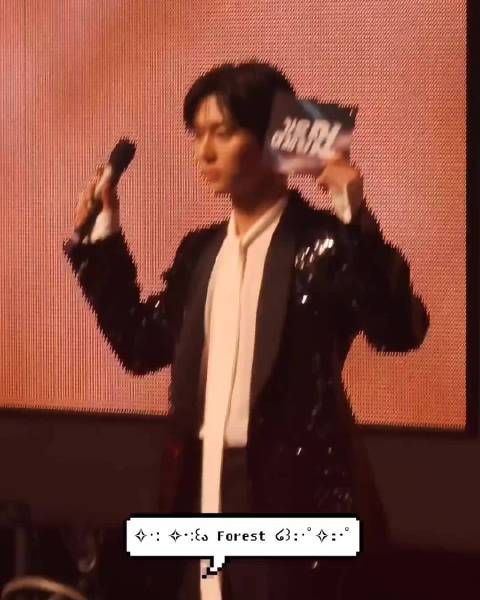 天生优越黄旼炫 251231 MBC歌谣大祭典 饭拍视频一则 hwangdo0919