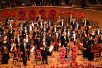 《我的祖国》《流星雨》……申城新年舞台在“中国曲目”里迎接2026