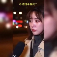 深夜街头，泪光中的她，究竟经历了什么？！