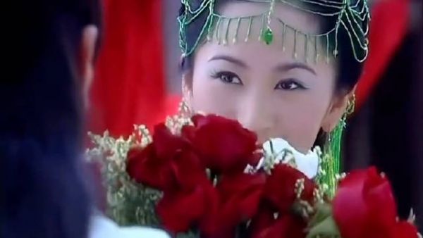 观众重温旧剧角色评价反转，真诚特质获认可