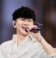 林俊杰“林距离”变“禁言局”！300元买嘴封？