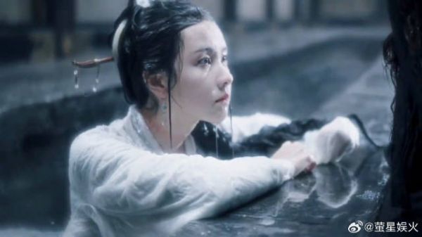 文潇落水，简直是嬷嬷们的天堂