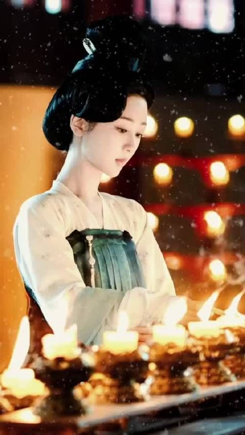 杨紫主演国色芳华2025年爆火,何惟芳成年度最热角色