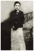 18岁张恨水结婚，揭开新娘盖头，却吓得夺门而出，大喊：娘！娘