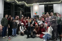 爱唱音乐剧的他，为何复排80年前的《孟姜女》丨上海滩上洋掌柜