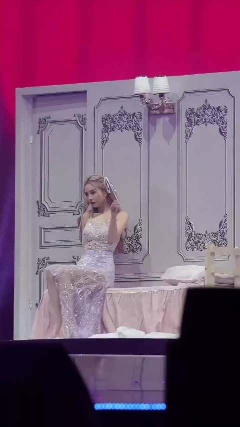 许杨玉豚演唱会直拍飞鞋名场面