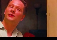 男孩惨遭家暴，他该如何自我救赎！