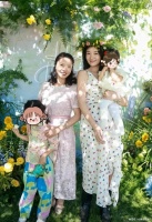 齐溪晒二胎宝宝正脸！身材发福明显，4岁大女儿身高已过妈妈腰