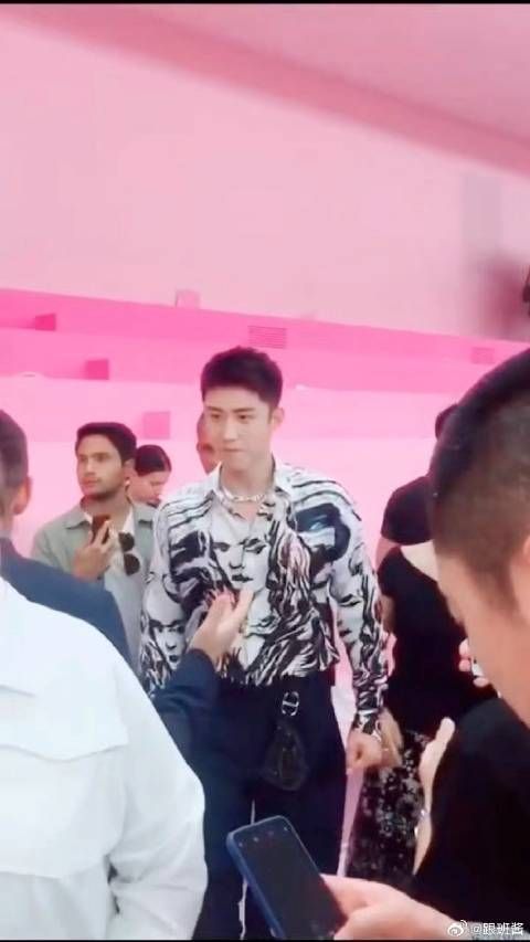 帅的炸街之余,还满满的安全感,超级喜欢冬至