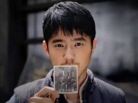 电影《南京照相馆》，鬼子在南京犯下的种种罪行. 主演：刘昊然 林尧