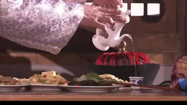 《大宅门》片段：老三探嫔主子死因劝白老爷低头