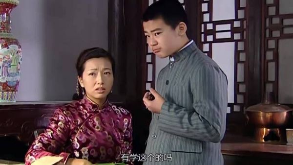 《大宅门》白美被气出精神病，白景琦忧心孙女