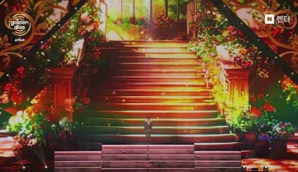 ZB1金唱片直播翻唱成始璄经典曲目