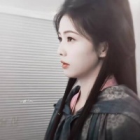 我说我看这个视频看哭了，然后！又挑拨离间我们三个人的感情 我哪里偏心了