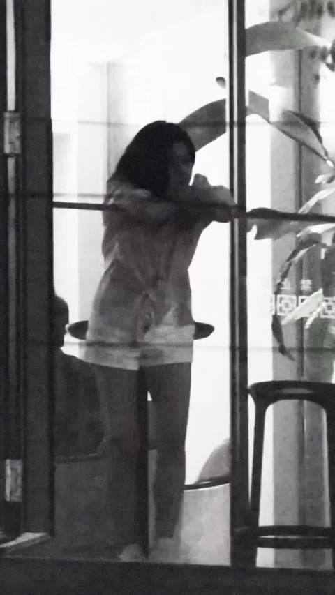 好视频保存一下，某书上存的，bgm配得刚刚好，完全是在演电影吧