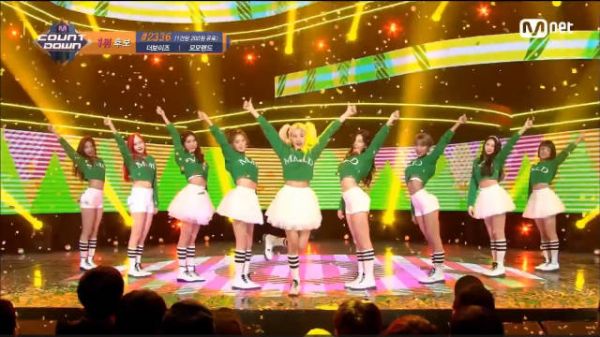 MOMOLAND八年前今日打歌舞台表演BBoom BBoom