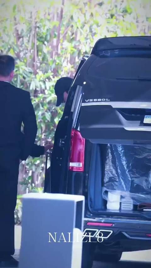 徐明浩以LV大使身份亮相北京活动,2026早春系列造型抢眼