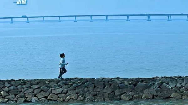 “愿所有青春都被温柔以待” 影视推荐｜悲伤逆流成河｜任敏｜易遥