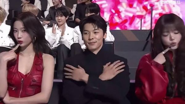 中国李子维也是跳上撒娇舞了!