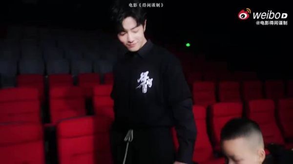 先辈扛黑暗让生路,得闲谨制从躲藏到反抗