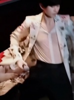 果果老师美食助力扒虾者重获干劲