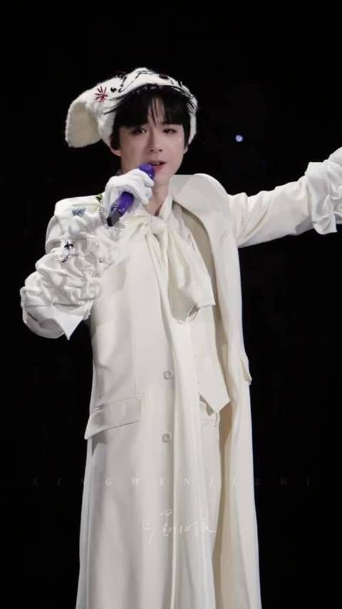 不要走～ 人家场馆下班了 刘宇宁太逗了