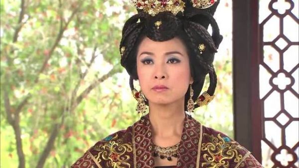 宫心计:太后都保不下司设,尚宫幸灾乐祸,皇帝霸气出面撑腰!