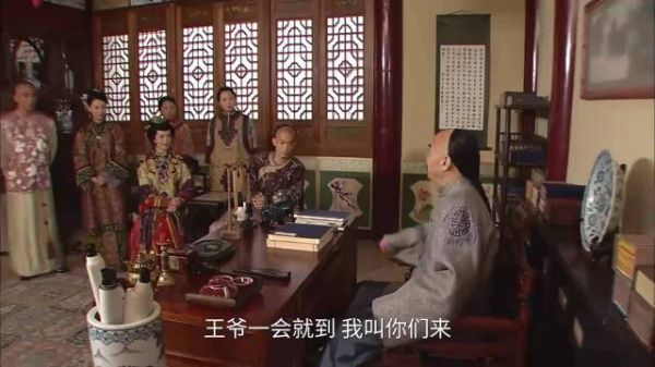 巾帼枭雄:老爷的青梅竹马出现,夫人嫉妒,立马怂恿姨太大闹