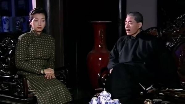 《大宅门》白占元为前途弃吴英玉，女方主动退出成全