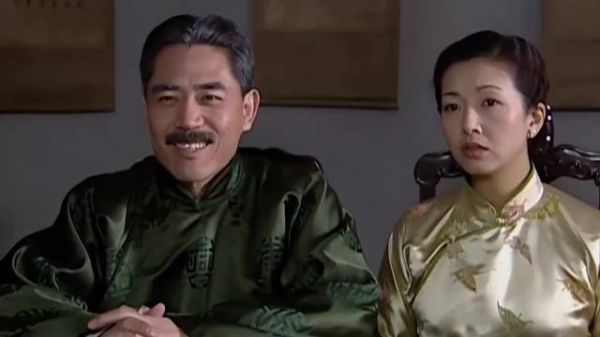 大宅门:王喜光拿走白家秘方准备交给日军,怎料半路中计,匣子出问题了