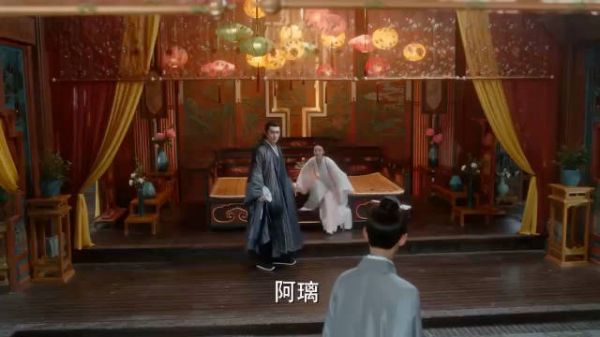 与凤行： 前方高能换身大戏，请逐帧观看，戏精沈璃行止戏瘾大爆发