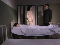 潜伏：晚秋是真的不想活了，余则成一番言论给了她生的希望.