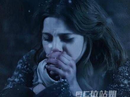 被精心粉饰的童话，终究只是丑陋现实披上的一层薄纱