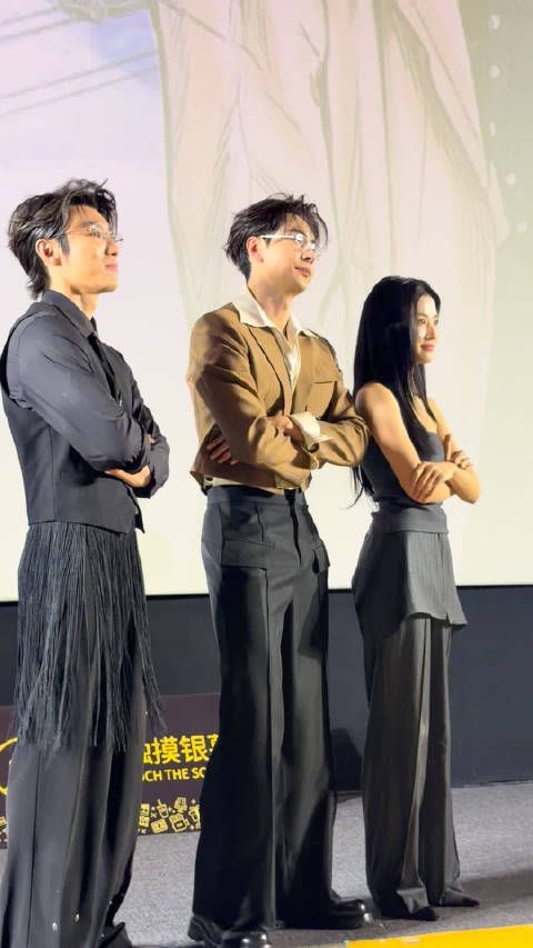 陈星旭对代旭撒娇 三人共跳撒娇舞