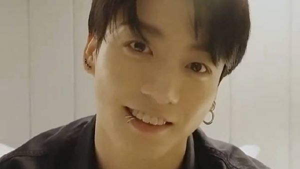 田柾国晒Standing Next to You宣传花絮，告白粉丝因你们幸福