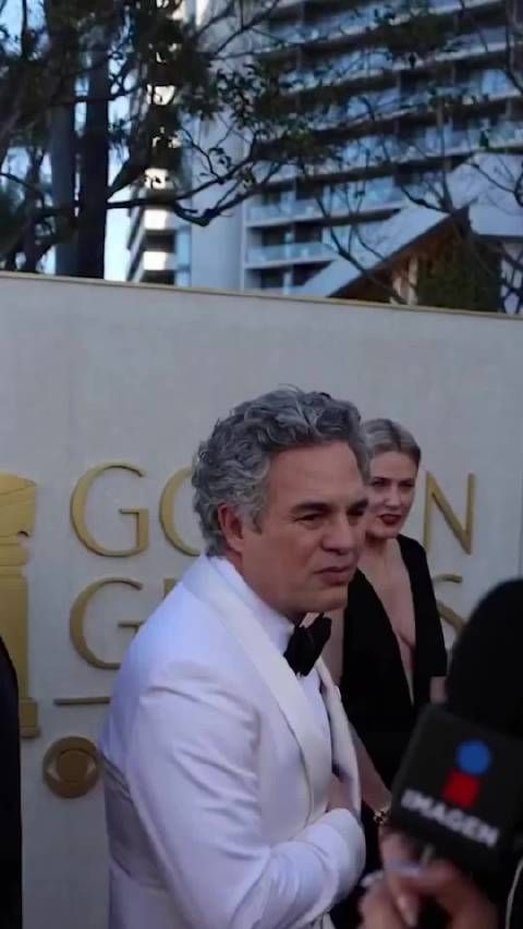 美国演员金球奖颁奖礼批特朗普是疯子