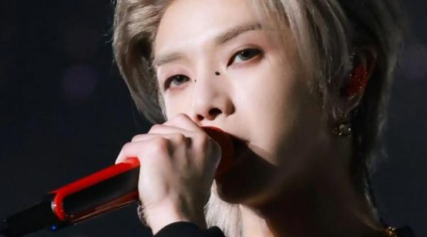 安利官上线!华晨宇演唱会携非遗绣球太用心