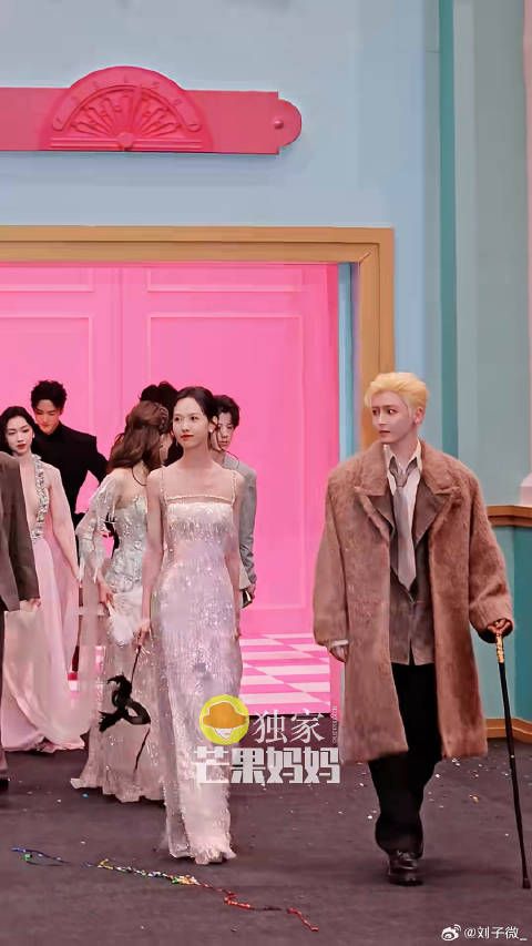 大梦归离剧组红毯来啦!大梦归离 陈都灵