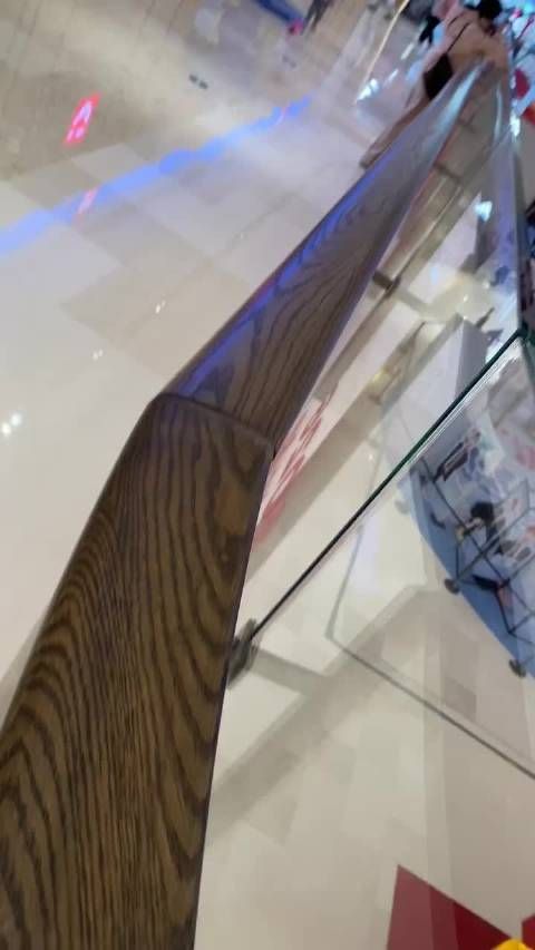 梓渝工作室更新蓝发像素小人形象，明日武汉演唱会