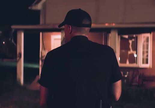 警察夜街遇贩子，你敢信？