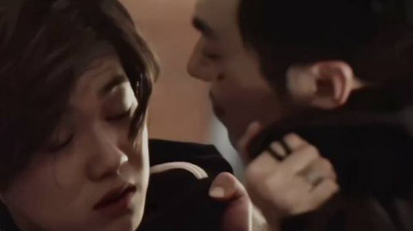 杨幂鹿晗《我是证人》登顶2015国产悬疑片票房亚军